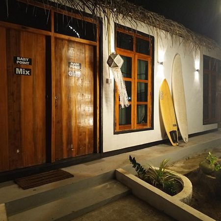 Surfing Lion Hostel Arugam Kudah Eksteriør bilde