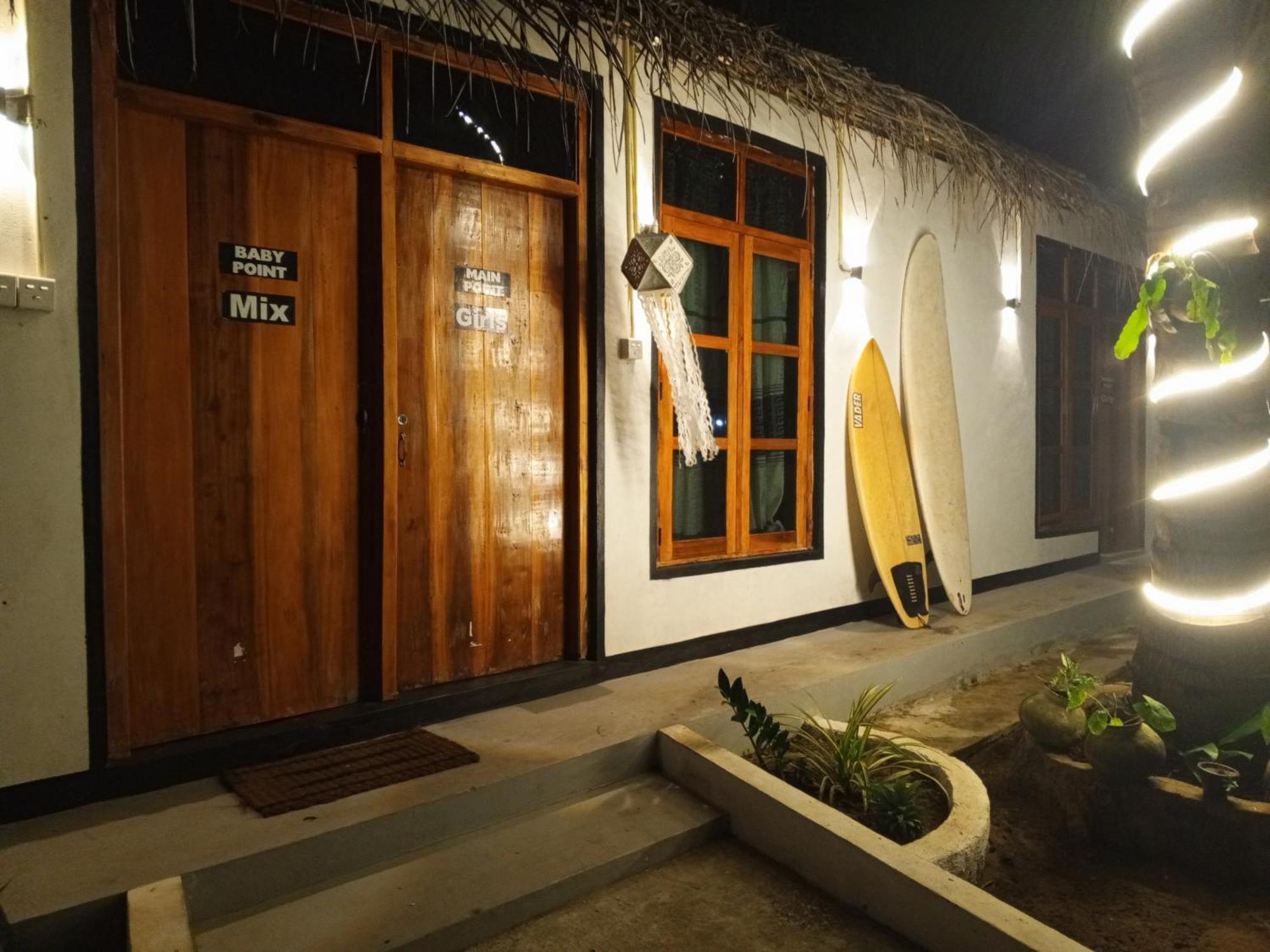 Surfing Lion Hostel Arugam Kudah Eksteriør bilde