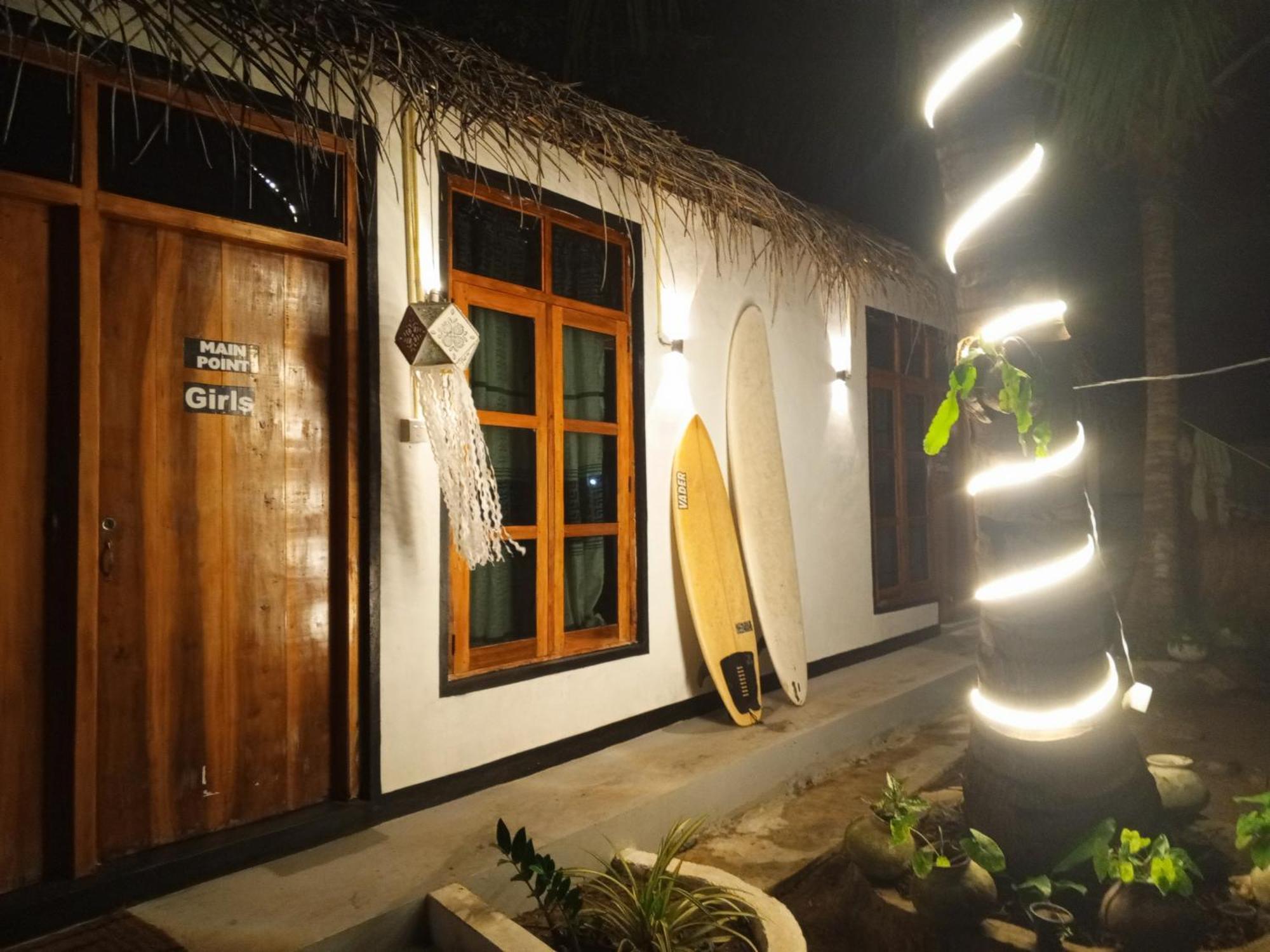 Surfing Lion Hostel Arugam Kudah Eksteriør bilde