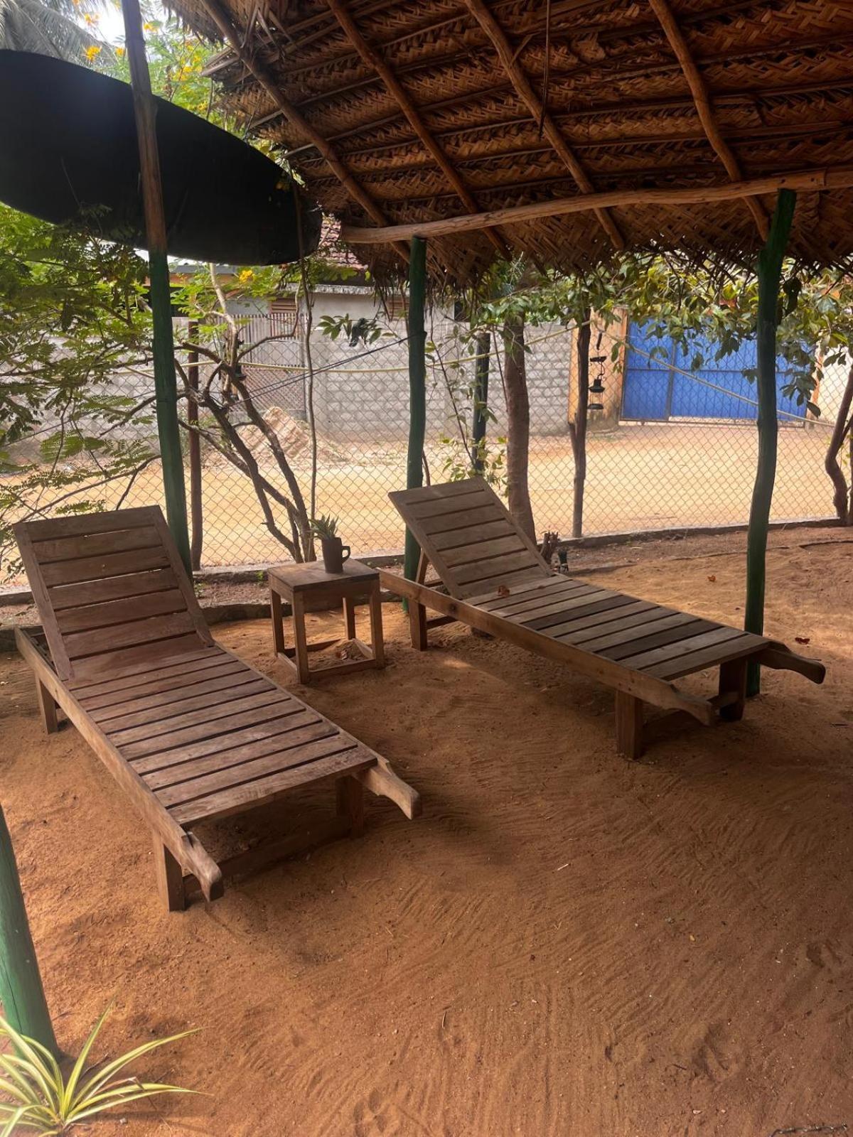 Surfing Lion Hostel Arugam Kudah Eksteriør bilde
