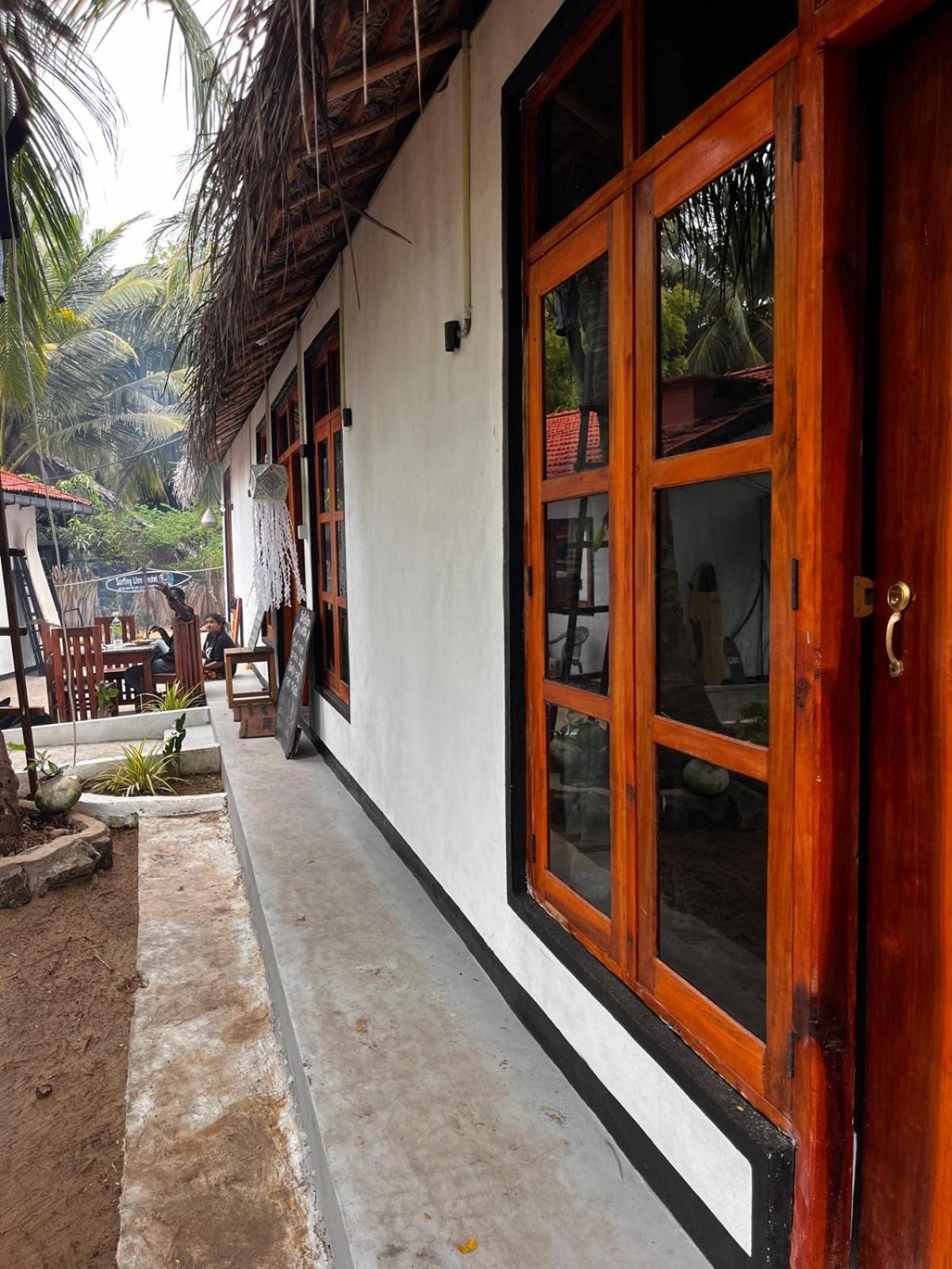 Surfing Lion Hostel Arugam Kudah Eksteriør bilde